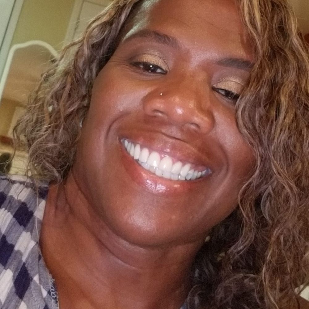 Meet your Posher, Tina
